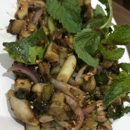 ลาบหอยนา