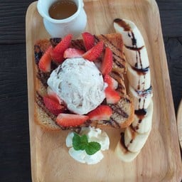 บ้านริมคลองคาเฟ่