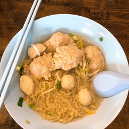 หมูเด้งชิ้นหย่ายๆ อร่อยเว่อร์
