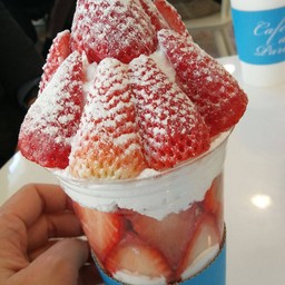 Cafe de paris Hongdae