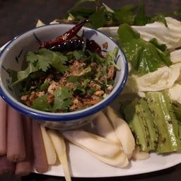 จานนี้อร่อยชอบมากครับ