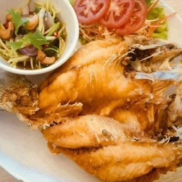 ปลากระพงทอดน้ำปลา