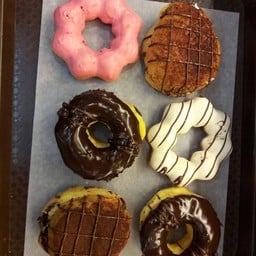 Mister Donut โรบินสัน กาญจนบุรี