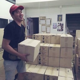 แจ่มใส คละรสชาติได้ 1 ลัง 24 ขวด