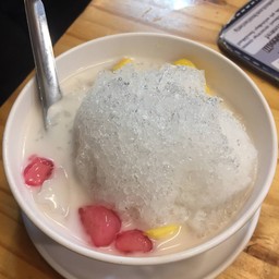 ข้าวต้มน้ำวุ้นทับทิมมะพร้าวกะทิน้ำกะทิ