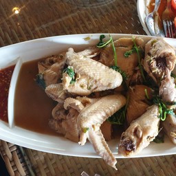 ไก่บ้านนึ่งตะไคร้