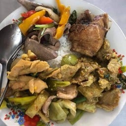 ข้าวแกงป้าอ้วน