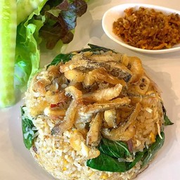 ข้าวผัดปลาสลิด