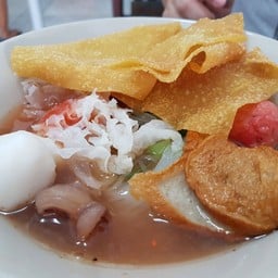 โซ้ยแหลก ก๋วยเตี๋ยวเรือ