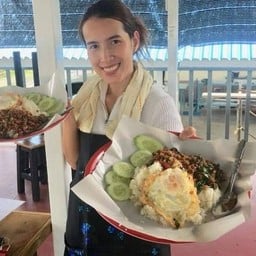 กระเพราถาด 39. แถมฟรีไข่ดาว คลอง 5