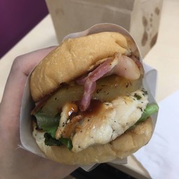 อร่อยมากค่ะ ชอบทุกเมนูของร้านนี้เลย 😊