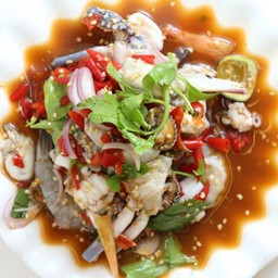 ยำปลาร้าทะเลเดือด