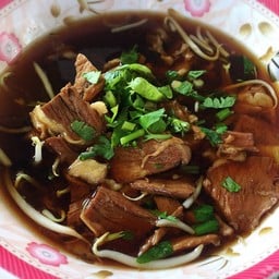 เนื้อตุ๋นมีนบุรี