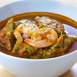 แกงส้มชะอมกุ้ง
