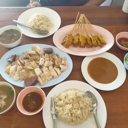 ข้าวมันไก่โกเฮง