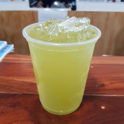 ชาเขียวเย็น เก็นไม