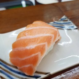 ท้องแซลมอน