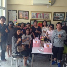 ขอบคุณคณะทัวร์ที่มาอุดหนุนขนมร้านบ้านขนมเปี๊ยะ