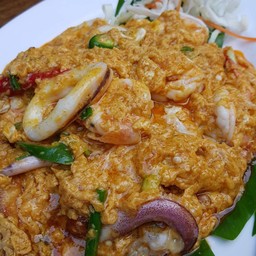 ผัดผงกระหรี่ทะเล