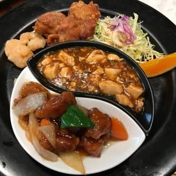 Hyakuraku