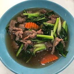 เส้นหมี่ราดหน้าปลาเต้าซี่