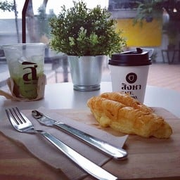 สิงหา Cafe Studio
