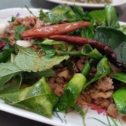 ร้านอาหารลาบเป็ดแก่นคำ