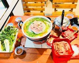 อร่อย ดูสะอาด น้ำจิ้มเด็ดนะครับ