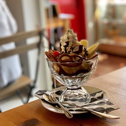 Cafe Zakka Cherry