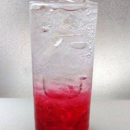 น้ำแดงโซดามะนาว