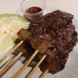 ไก่ย่างบางแสน เนื้อปิ้ง เนื้อย่าง อามีน ตลาดอยู่สอาด