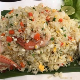 ข้าวผัดกุ้ง ใหญ่