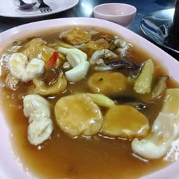 เต้าหู้ทรงเครื่อง