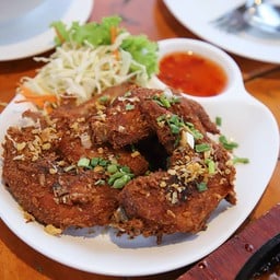 ปีกไก่ทอด