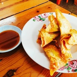 ก๋วยเตี๋ยวเรือคุณโอ๋ (ชูชก)