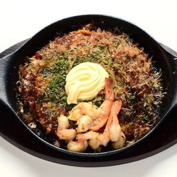 Okonomiyaki (Shrimp) โอโคโนมิยากิ (กุ้ง)