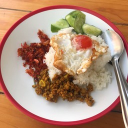 ไข่ดาวเค็ม ของโปรดดดดด เลยย อร่อยที่ซู๊ดดด