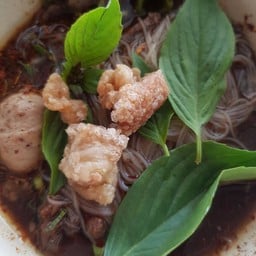 ต้อม เตี๋ยวเรือยกซด หนองจ๊อม