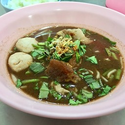 ก๋วยเตี๋ยวหมูตุ๋น โจ๊ก ข้าวต้ม