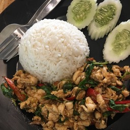 กะเพราไก่