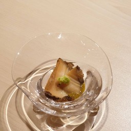 อันนี้เป็น complimentary เพราะเหลือจากโต๊ะที่ทานอีกราคา จริงๆไม่รวมในคอร์ส