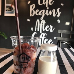 Thai Tea On The Rock