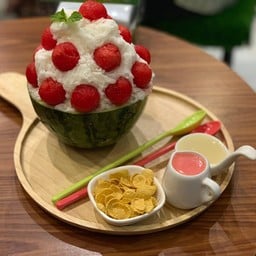 Onsen Ice Bingsu & Cafe