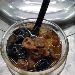 เฉาก๊วยน้ำลำไย