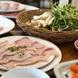 Koji Sukiyaki สาขาชัยนาท
