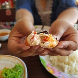 เจ๊รินกุ้งสด กุ้งเผา