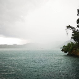 ผ่านไป 10 นาที ฝนตกหนัก