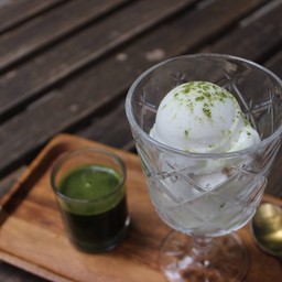 Affogato with Matcha Greentea