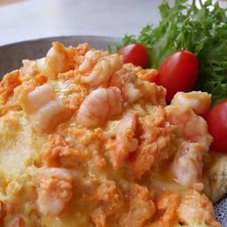 ข้าวไข่ข้นมันกุ้งเเม่นำ้ น้ำจิ้มแซ่บ