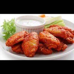 ปีกไก่แซ่บ